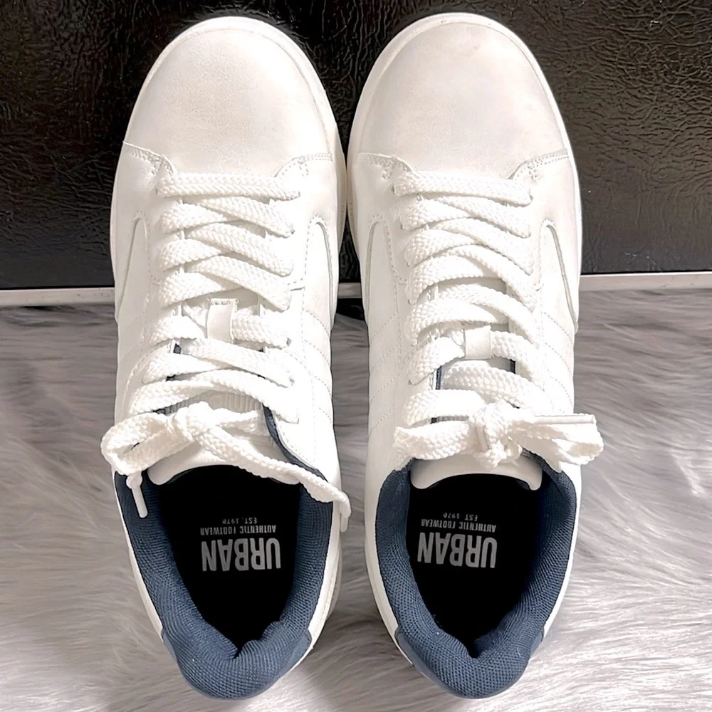 EUC White & Blue Low-Top Sneakers
